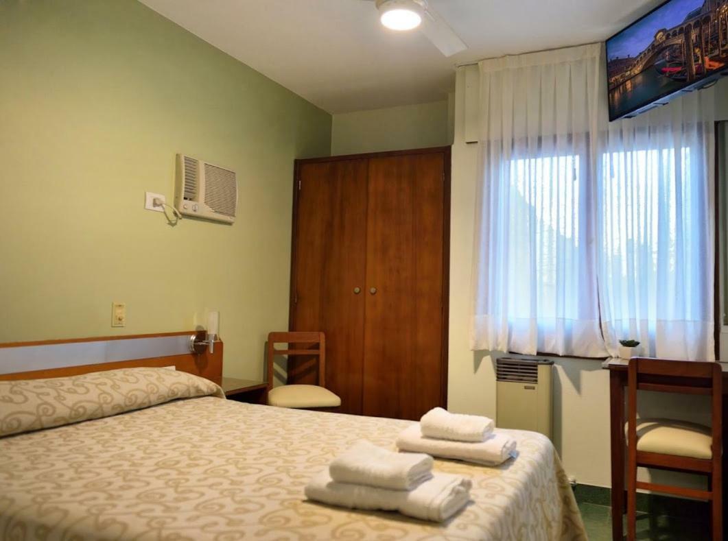 Residencial Italia Bed & Breakfast Córdoba Ngoại thất bức ảnh